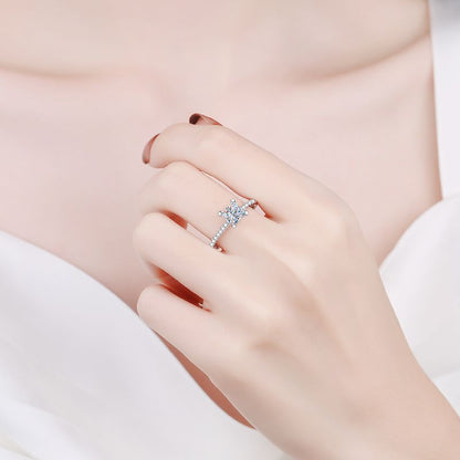 [Leaves]ELEGANT PRINCESS CUT MOISSANITE ENGAGEMENT RING