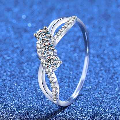 [Leaves]INTERTWINING LOVE MOISSANITE RING
