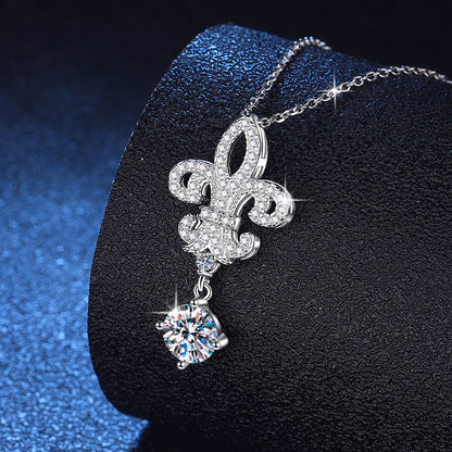 [Leaves]ROYAL FLEUR-DE-LIS MOISSANITE PENDANT NECKLACE