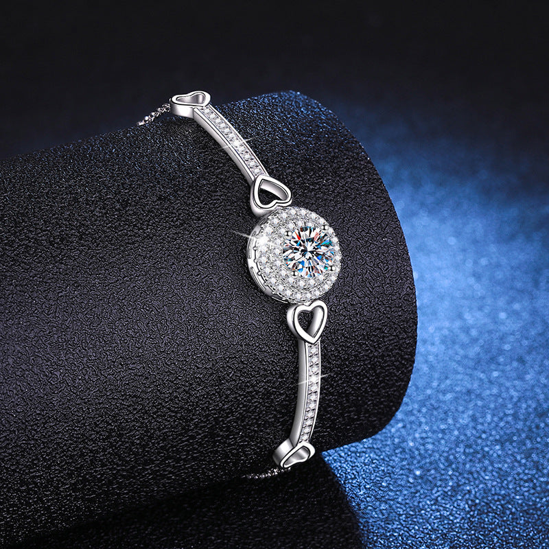 [Leaves]INTERLOCKING HEART & CIRCLE MOISSANITE BRACELET