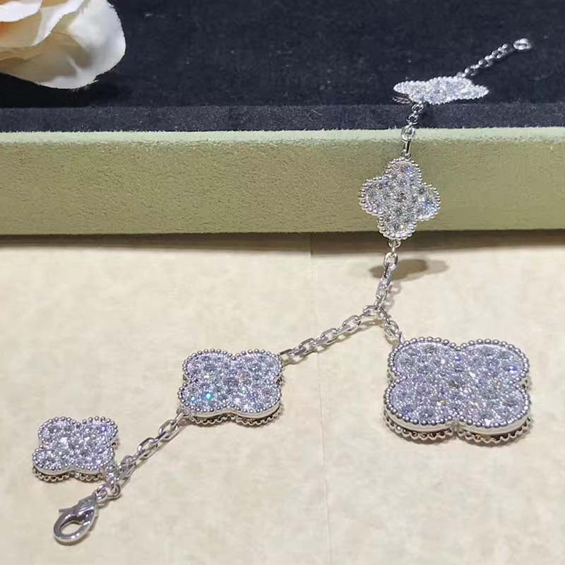[Leaves]CLOVER 6 MOTIFS SILVER DIAMOND BRACELET