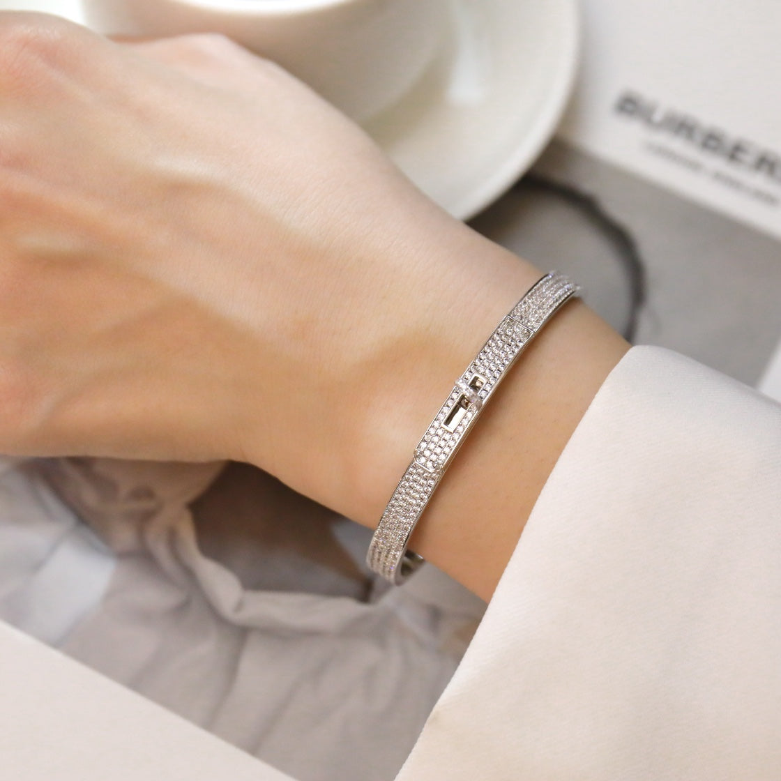 [Leaves]KELLY BRACELET DIAMOND PAVED