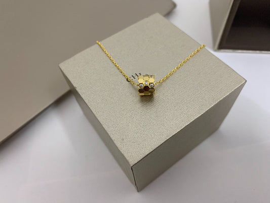 [Leaves]BEE LOVE DIAMOND NECKLACE