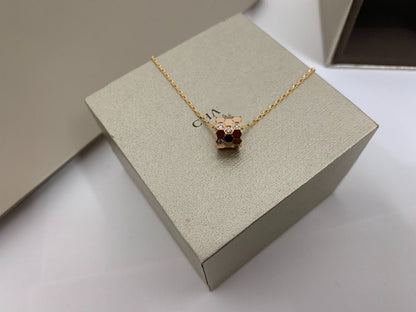 [Leaves]BEE LOVE DIAMOND NECKLACE