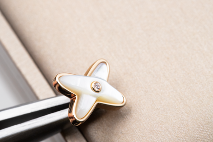 [Leaves]JEUX DE WHITE MOP ROSE GOLD DIAMOND EARRINGS