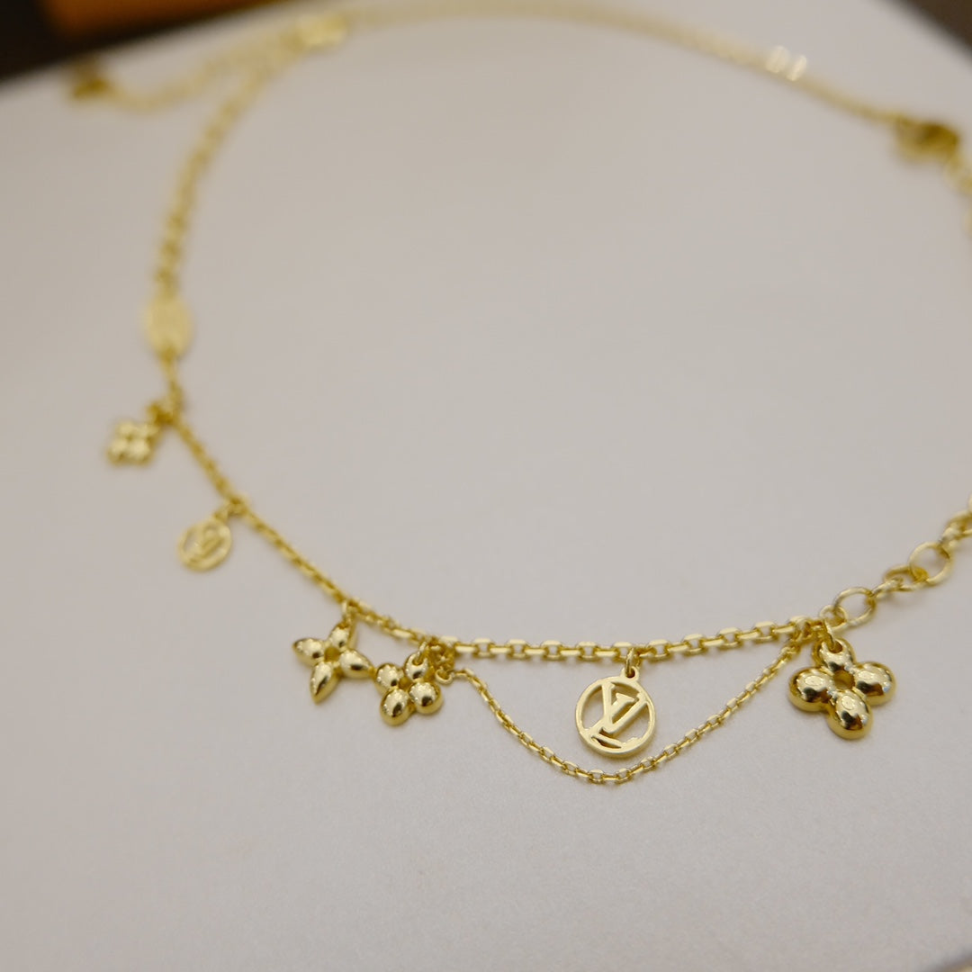 [Leaves]BLOOMING SUPPLE NECKLACE BRASS