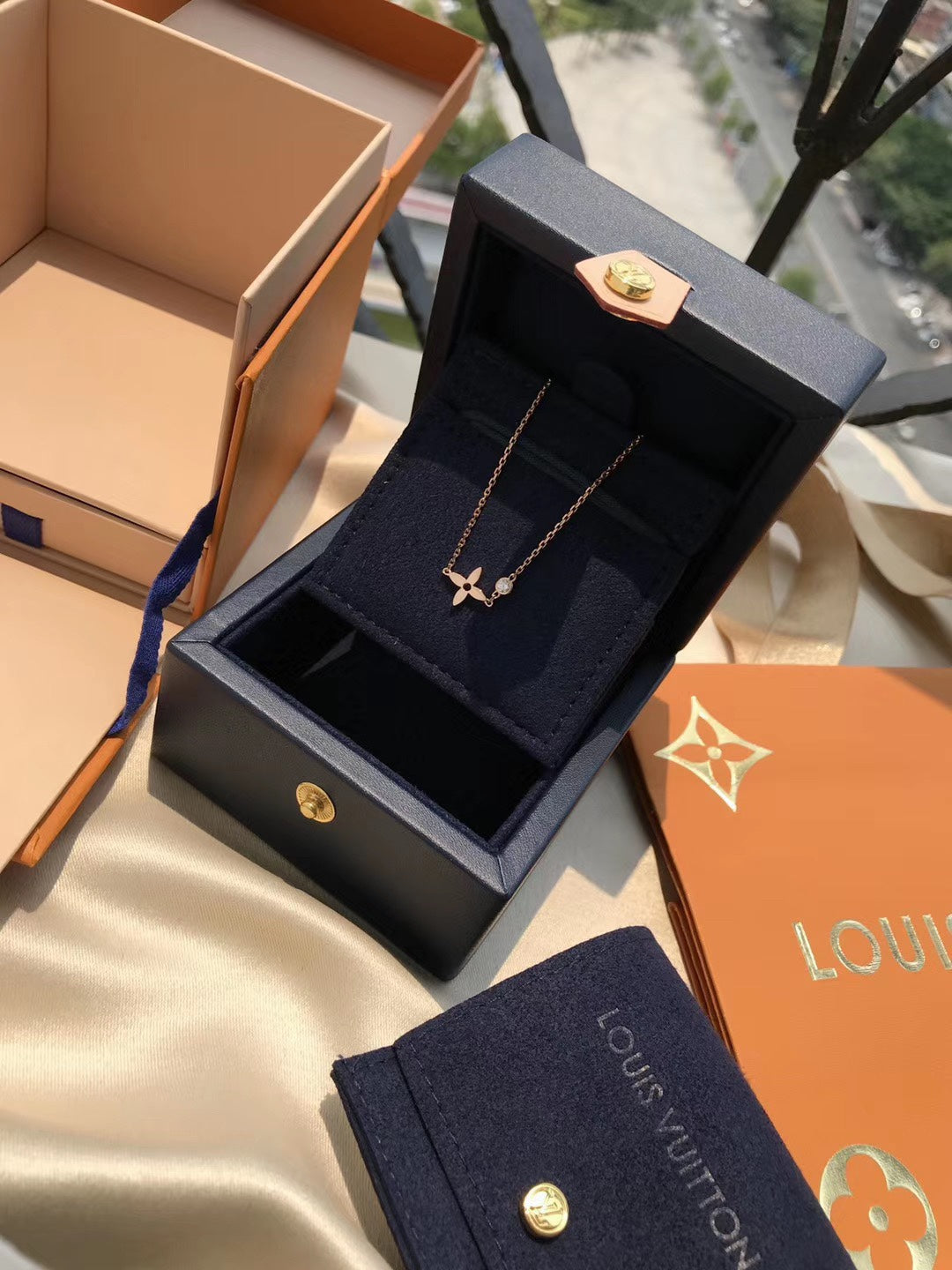 [Leaves]BLOSSOM PENDANT ROSE GOLD AND DIAMOND