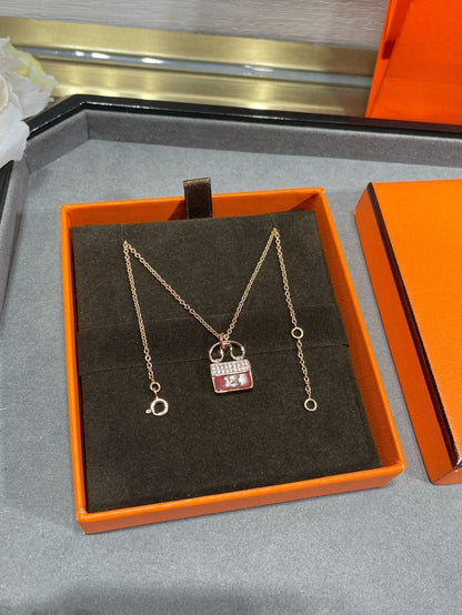 [Leaves]H CIRCE MOISSANITE PENDANT NECKLACE GOLD