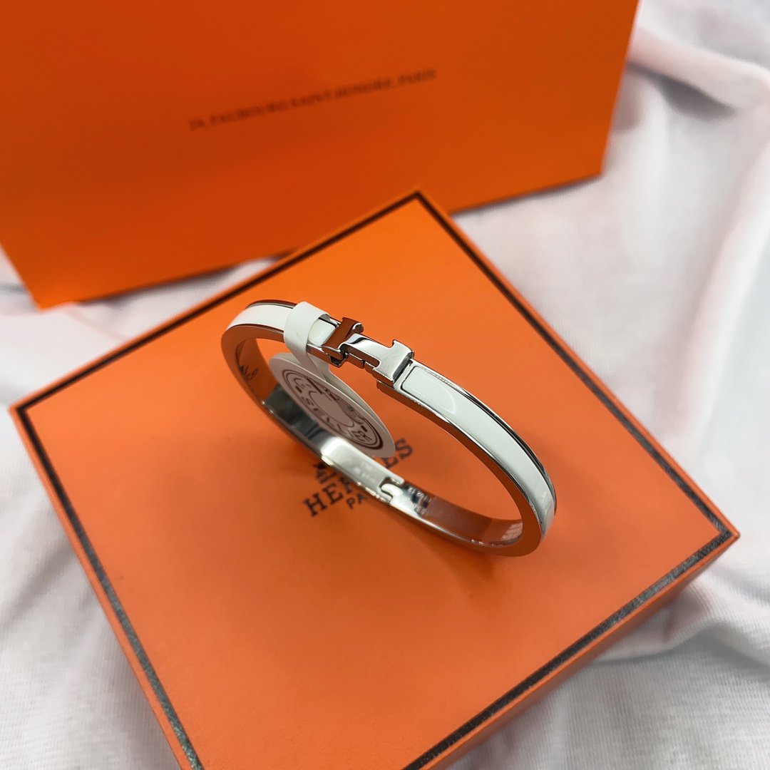 [Leaves]CLASSIC HM CLIC WHITE 8MM ENAMEL BRACELET