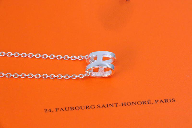 [Leaves]HM NECKLACE H LETTER OVAL SERIES
