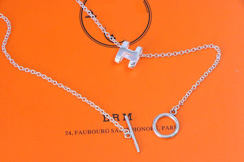 [Leaves]HM NECKLACE H LETTER OVAL SERIES
