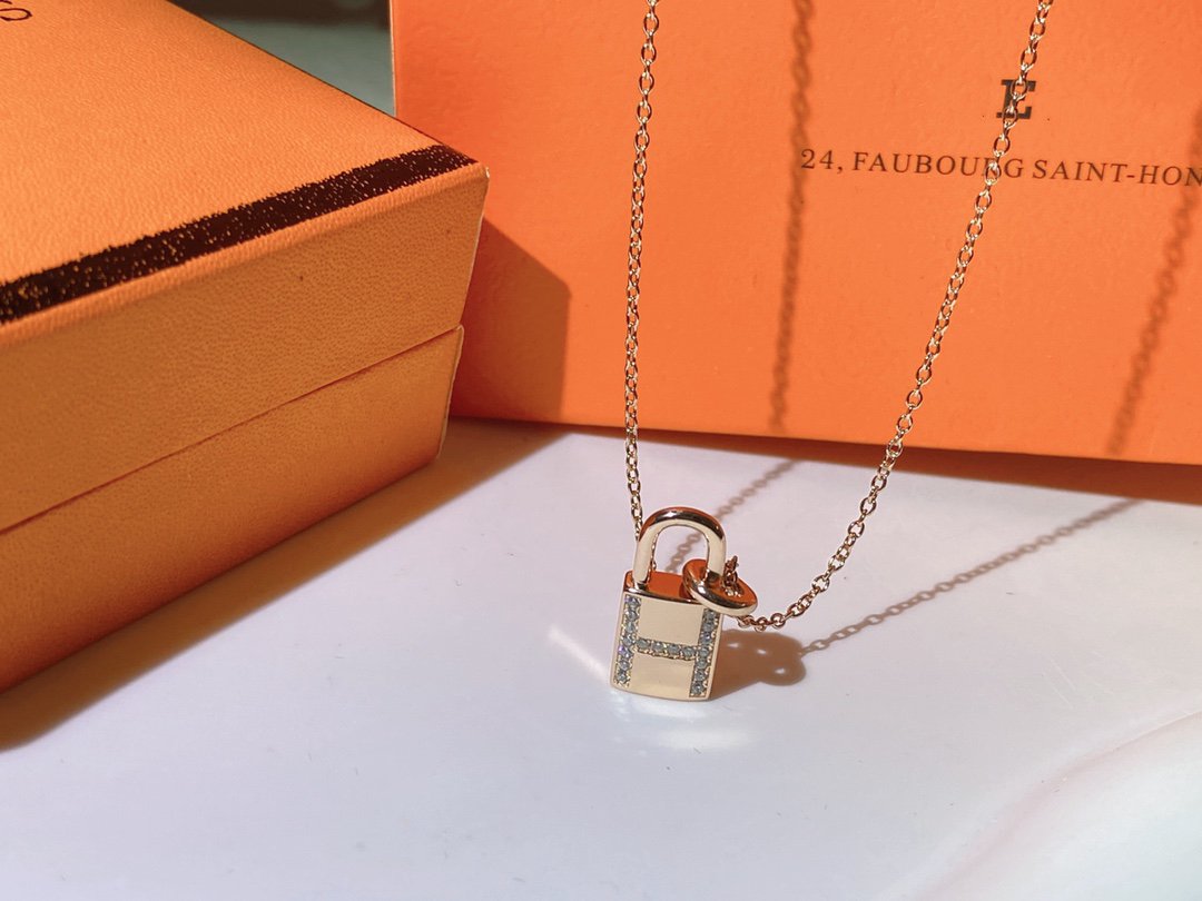 [Leaves]HM ADVANCED NICHE LOCK HEAD NECKLACE DIAMONDS