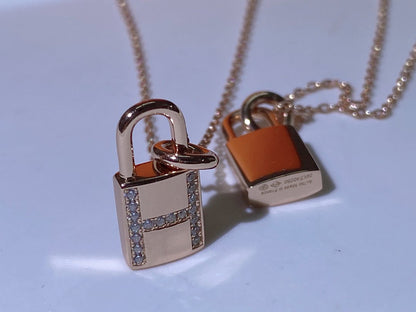 [Leaves]HM ADVANCED NICHE LOCK HEAD NECKLACE DIAMONDS