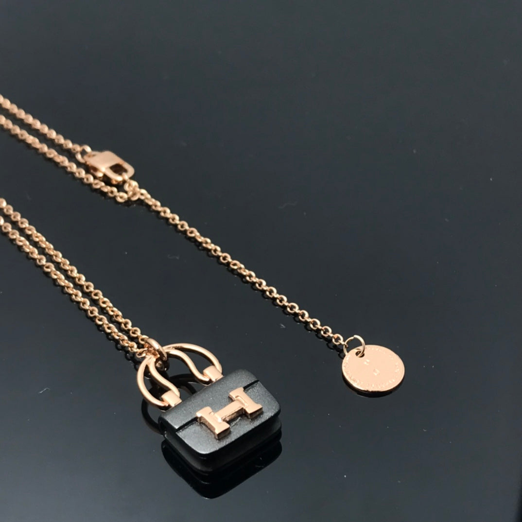 [Leaves]WOMEN'S HM AMULETTES CONSTANCE PENDANT NECKLACE