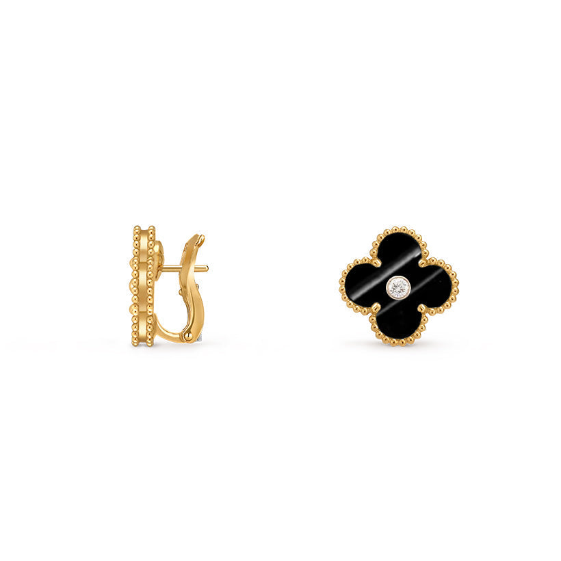 [Leaves]15MM CLOVER FLOWER STUD EARRINGS DIAMOND-GOLD COLLECTION