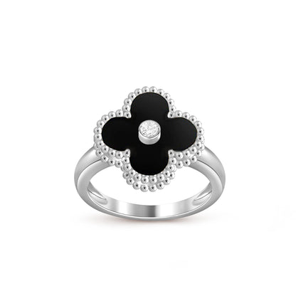 [Leaves]LUCKY CLOVER DIAMOND-ACCENT WHITE GOLD RING COLLECTION