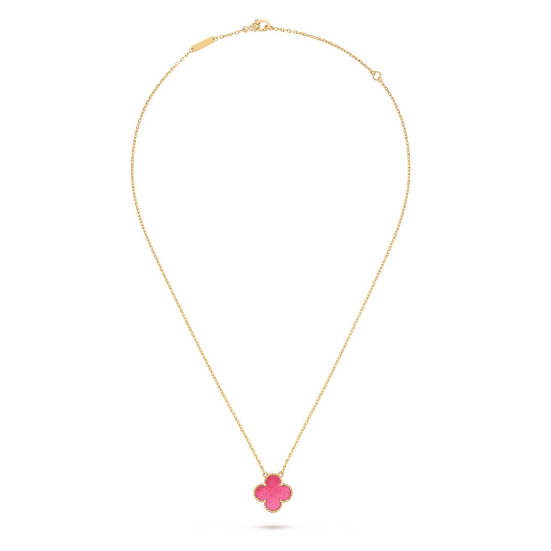 [Leaves] NEW CLOVER 15MM PINK ENAMEL NECKLACE