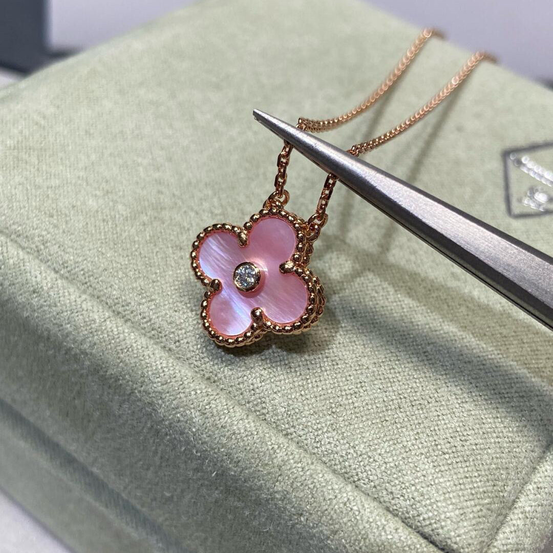 [Leaves]CLOVER 15MM DIAMOND PINK MOP NECKLACE