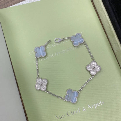 [Leaves]LUCKY CLOVER 5-MOTIF BRACELET - PURPLE CHALCEDONY COLLECTION