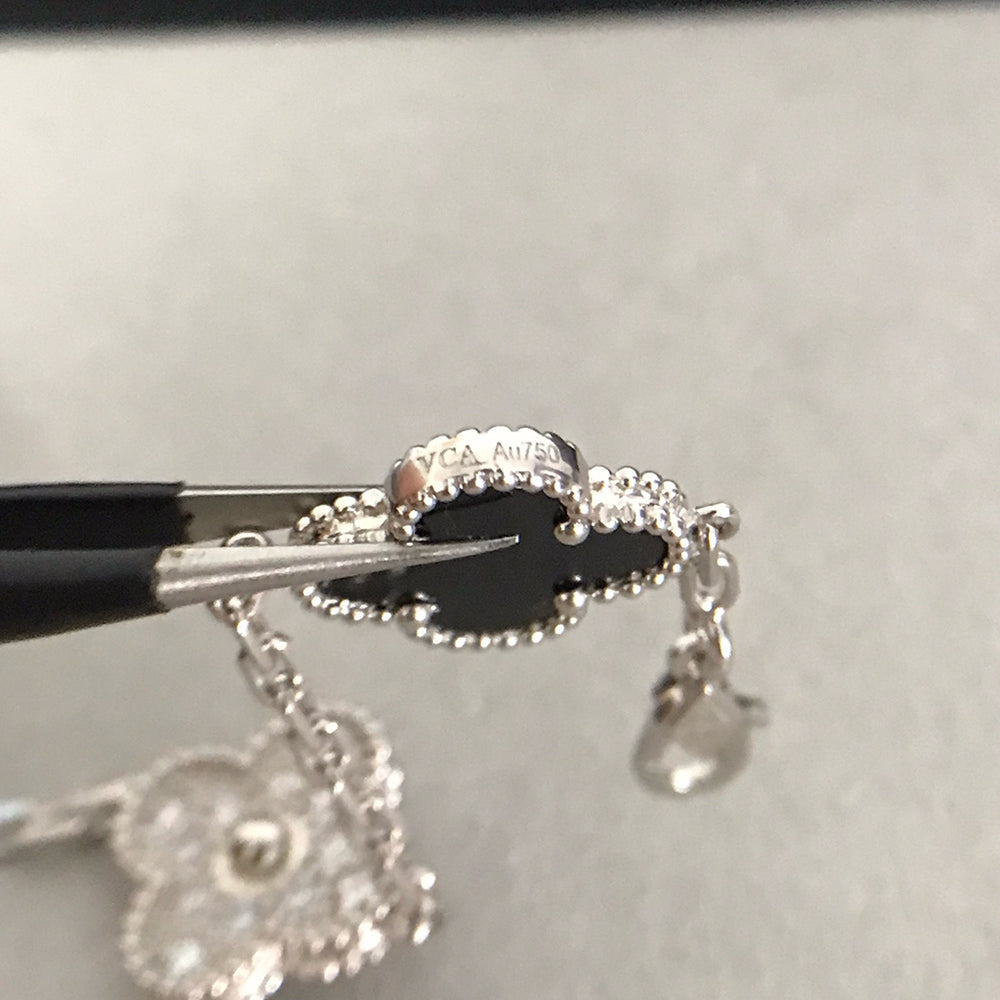 [Leaves]LUCKY CLOVER 5-MOTIF BRACELET - BLACK OXNY COLLECTION