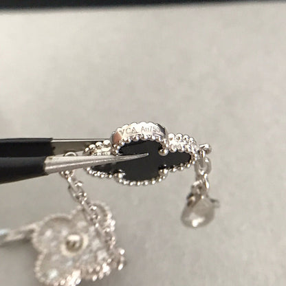 [Leaves]LUCKY CLOVER 5-MOTIF BRACELET - BLACK OXNY COLLECTION