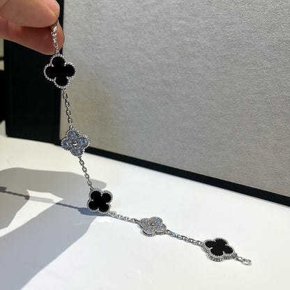 [Leaves]LUCKY CLOVER 5-MOTIF BRACELET - BLACK OXNY COLLECTION
