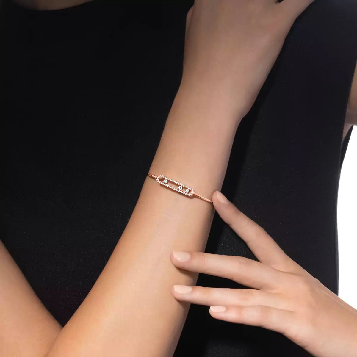 [Leaves]MOVE PAVÉ DIAMOND BANGLE BRACELET M