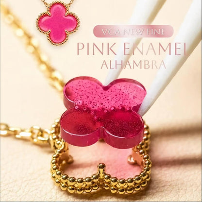 [Leaves] NEW CLOVER 15MM PINK ENAMEL NECKLACE