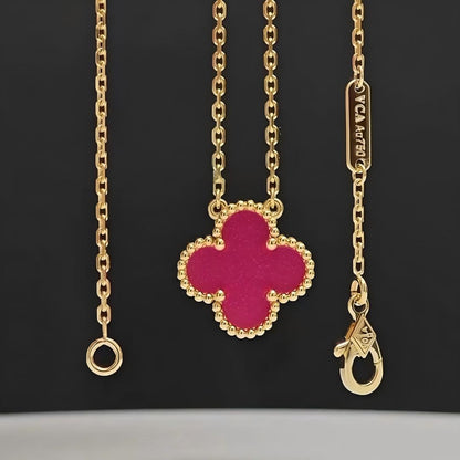 [Leaves] NEW CLOVER 15MM PINK ENAMEL NECKLACE