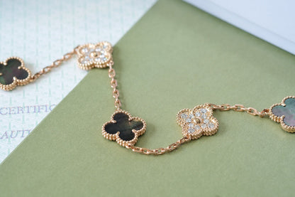 [Leaves]LUCKY CLOVER 5-MOTIF BRACELET - GREY MOTHER-OF-PEARL COLLECTION
