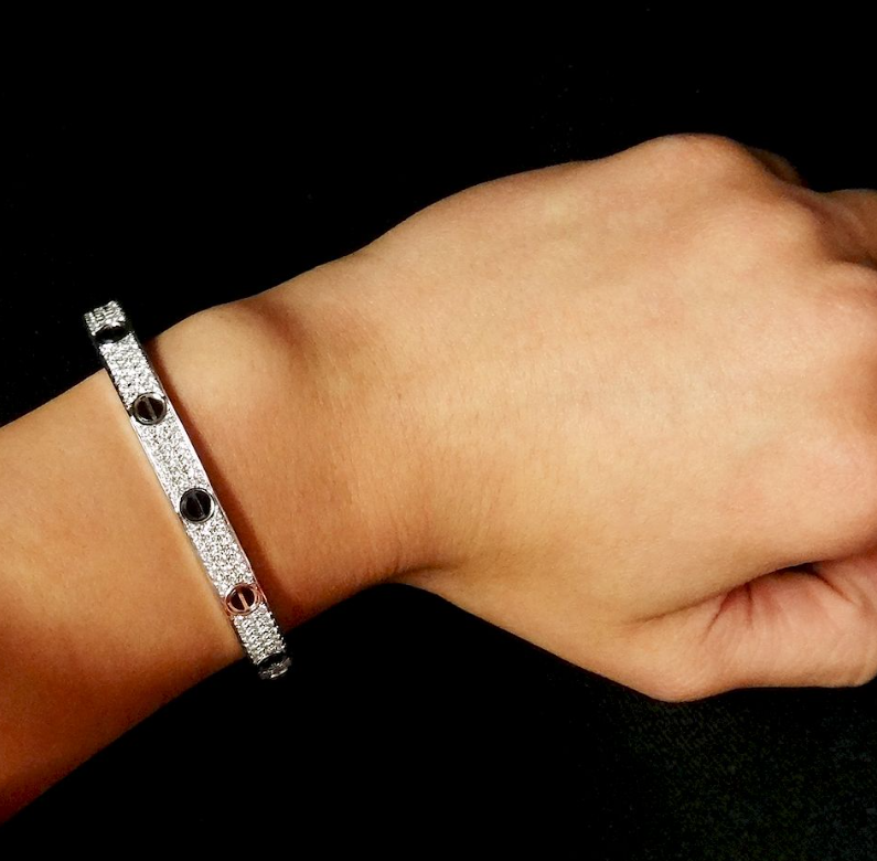 [Leaves]CLASSIC 6.1MM LOVE BANGLE - DIAMOND PAVÉ & BLACK CERAMIC
