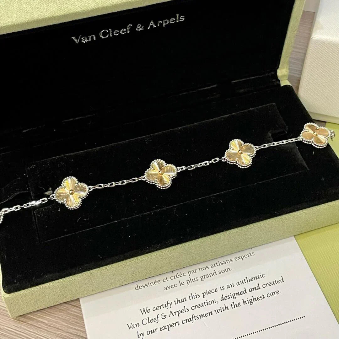 [Leaves]LUCKY CLOVER 5-MOTIF BRACELET - LASER COLLECTION