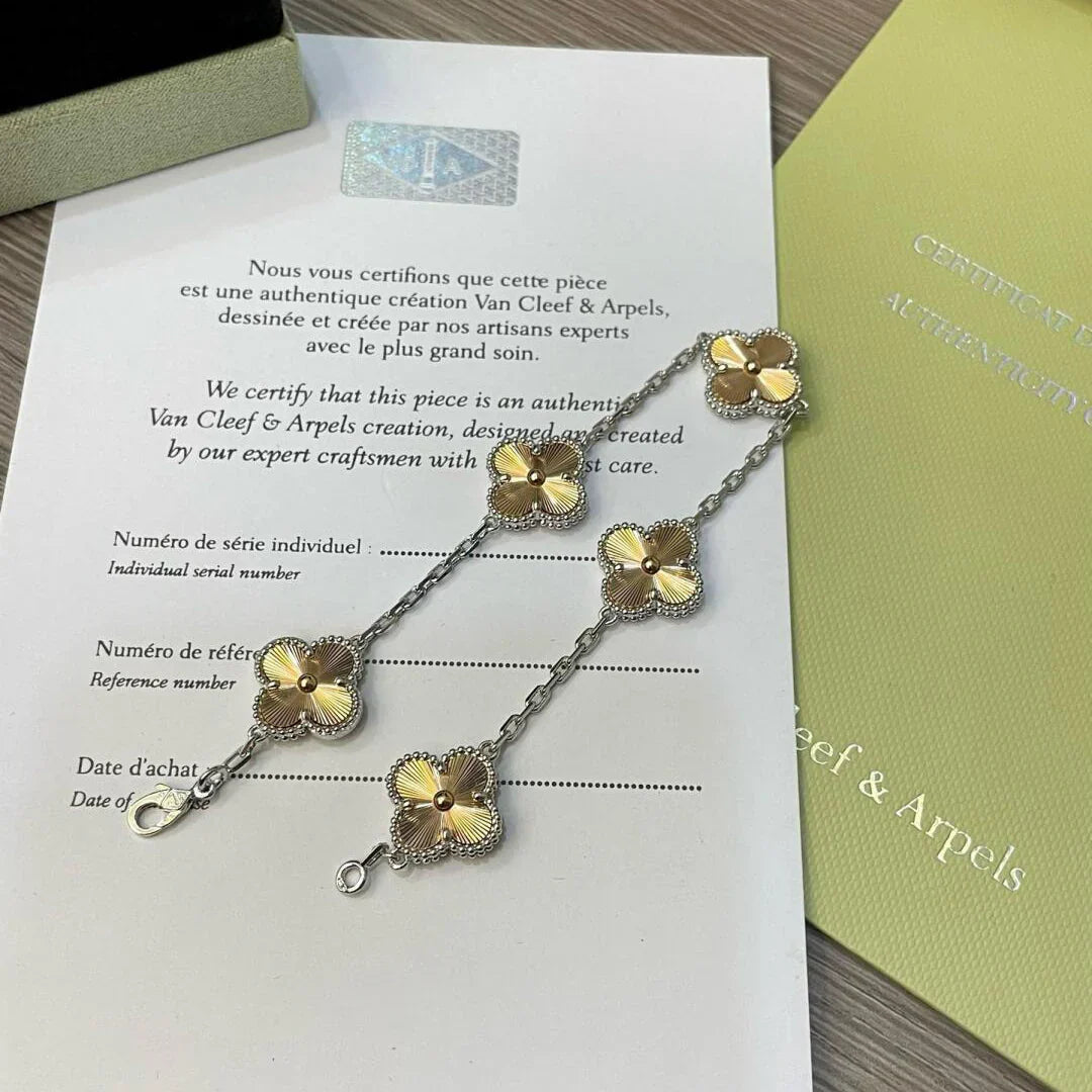 [Leaves]LUCKY CLOVER 5-MOTIF BRACELET - LASER COLLECTION