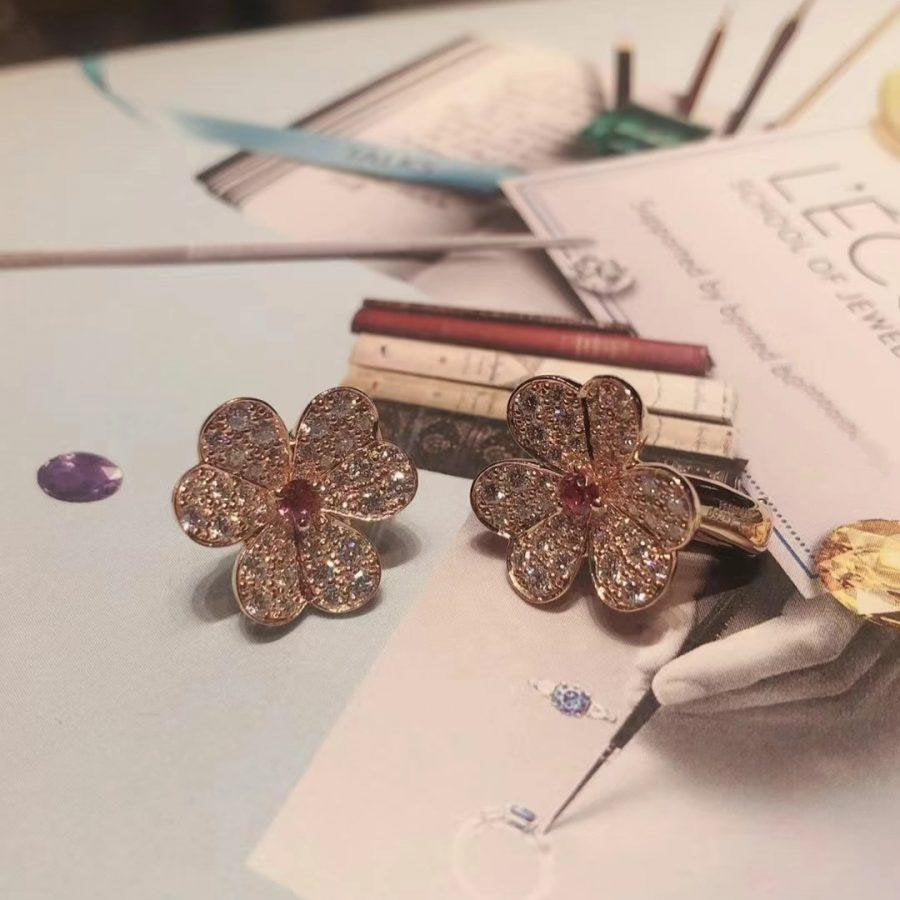 [Leaves]FRIVOLE PINK GOLD FLOWER DIAMOND EARRINGS