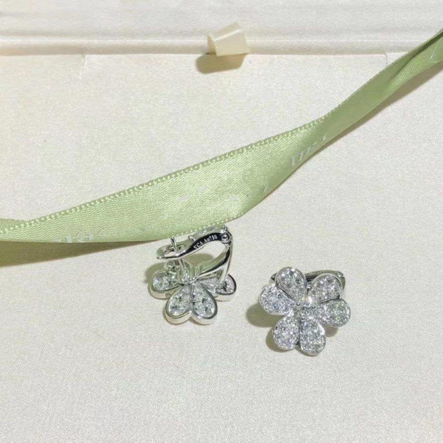 [Leaves]FRIVOLE SILVER FLOWER DIAMOND EARRINGS