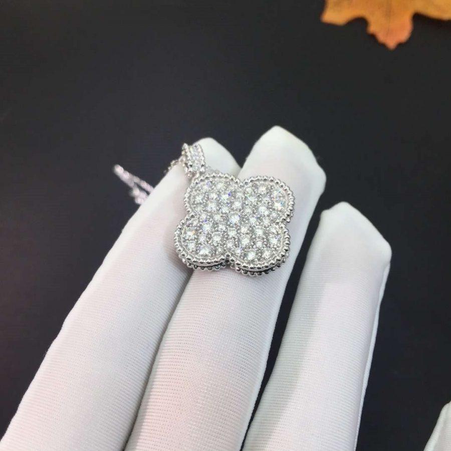 [Leaves]CLOVER 25MM SILVER FULL DIAMOND BIG CLOVER NECKLACE