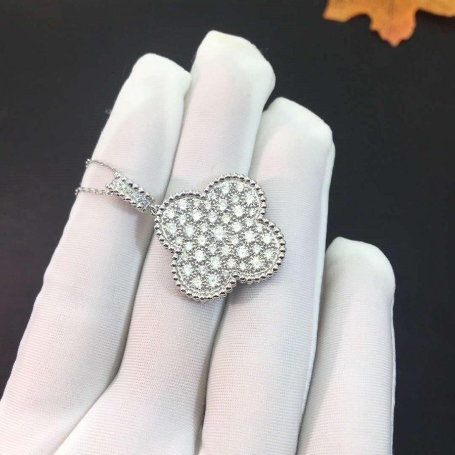 [Leaves]CLOVER 25MM SILVER FULL DIAMOND BIG CLOVER NECKLACE
