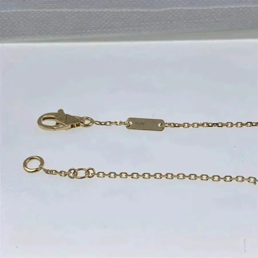 [Leaves]CLOVER  CARNELIAN SINGLE FLOWER BRACELET
