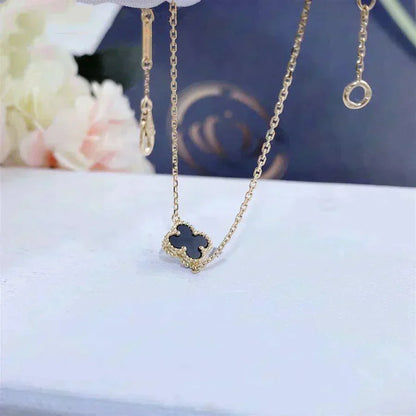 [Leaves]CLOVER ONYX SINGLE FLOWER BRACELET