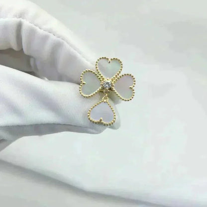 [Leaves]SWEET CLOVER WHITE MOP RING
