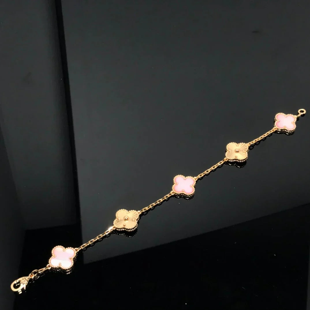 [Leaves]LUCKY CLOVER 5-MOTIF BRACELET - PINK MOTHER-OF-PEARL COLLECTION