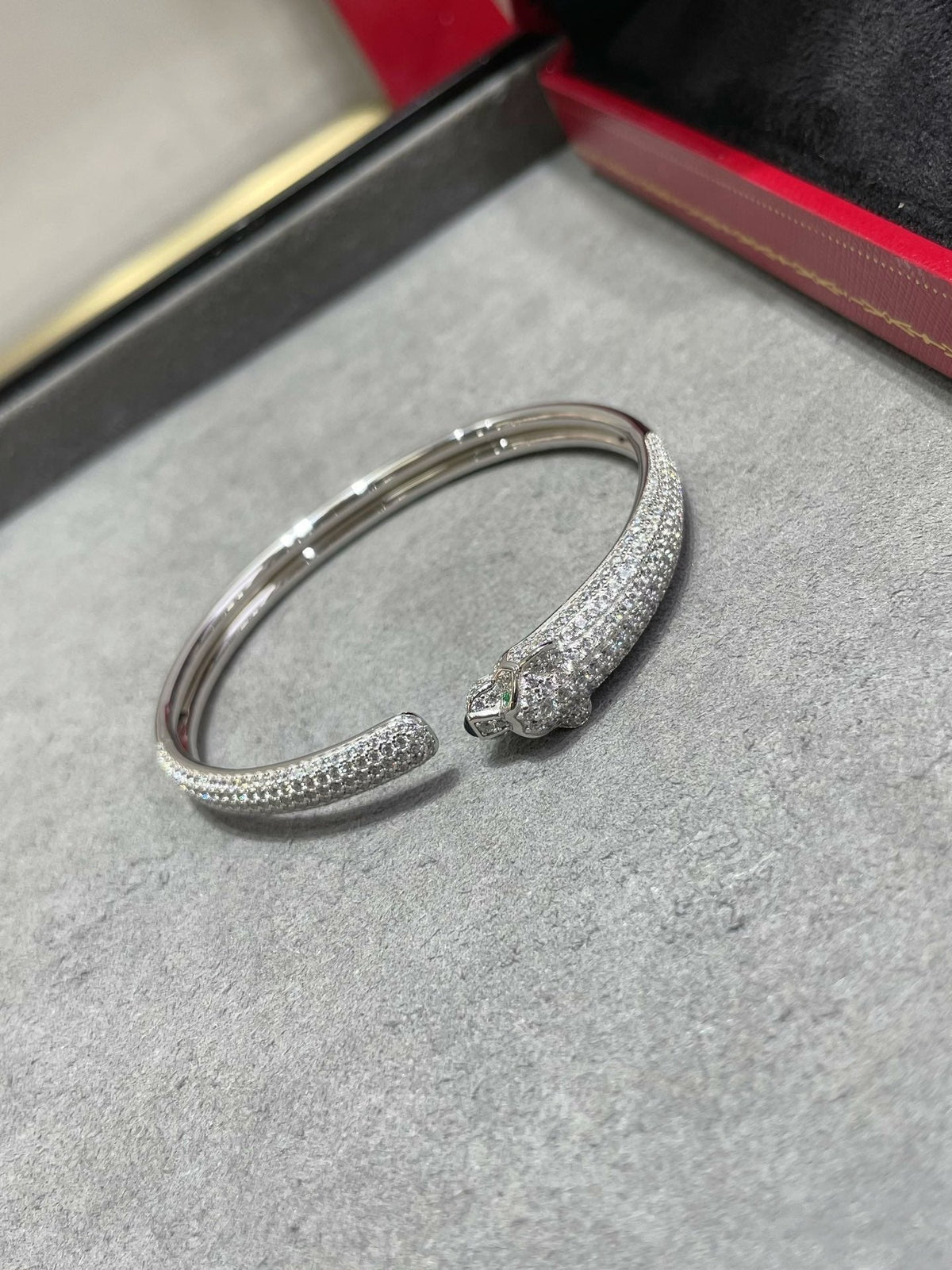 [Leaves]PANTHERE FULL DIAMOND OPEN BRACELET