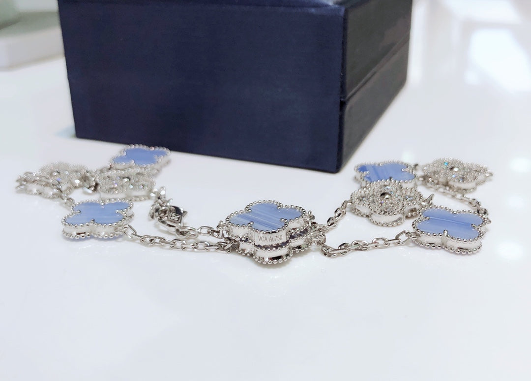 [Leaves]CLOVER 10 MOTIFS CHALCEDONY DIAMONDS SILVER NECKLACE